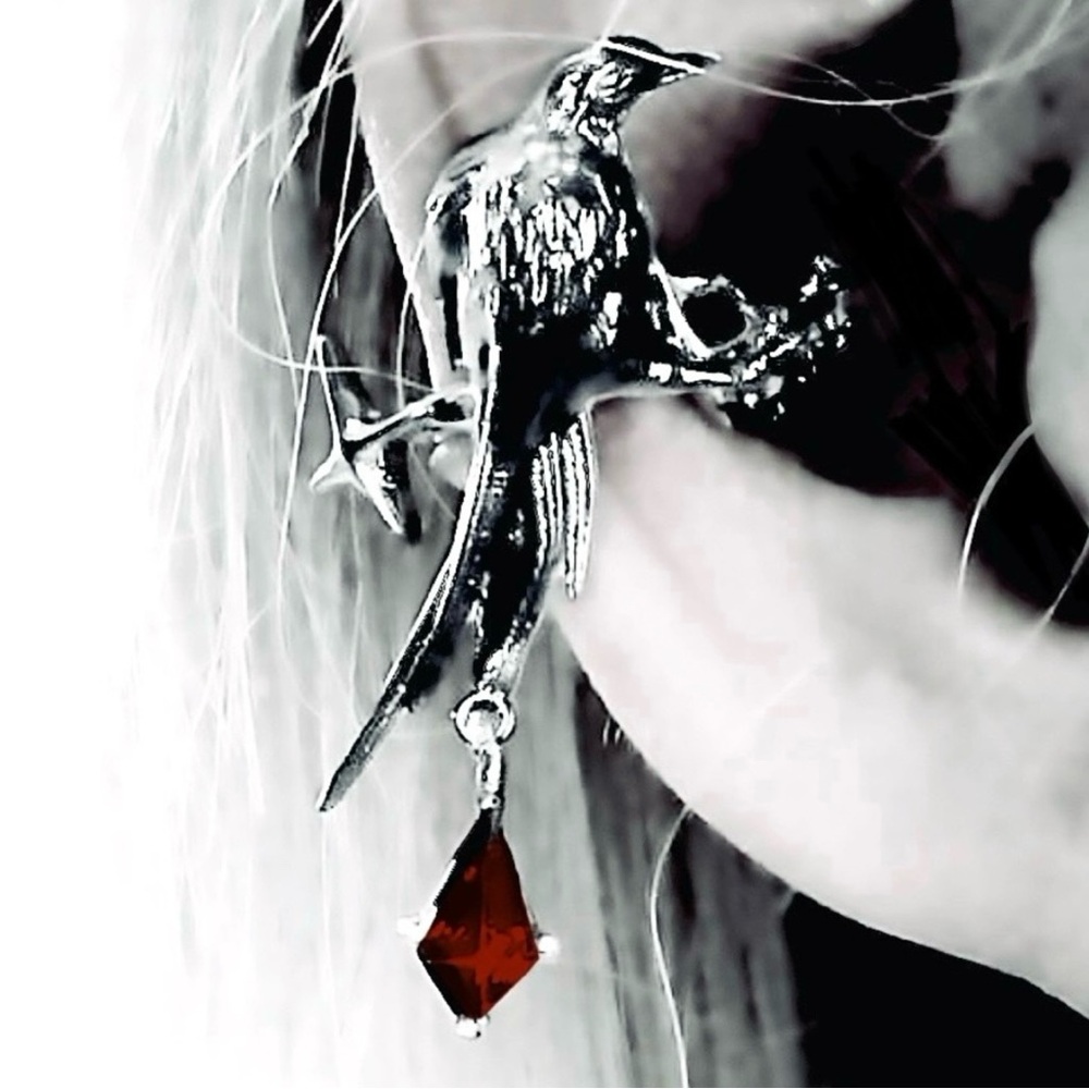 Raven~ Edgar Poe Perched Crow Bird Star Blood Droplet Macabre Goth Grim Ear Cuff